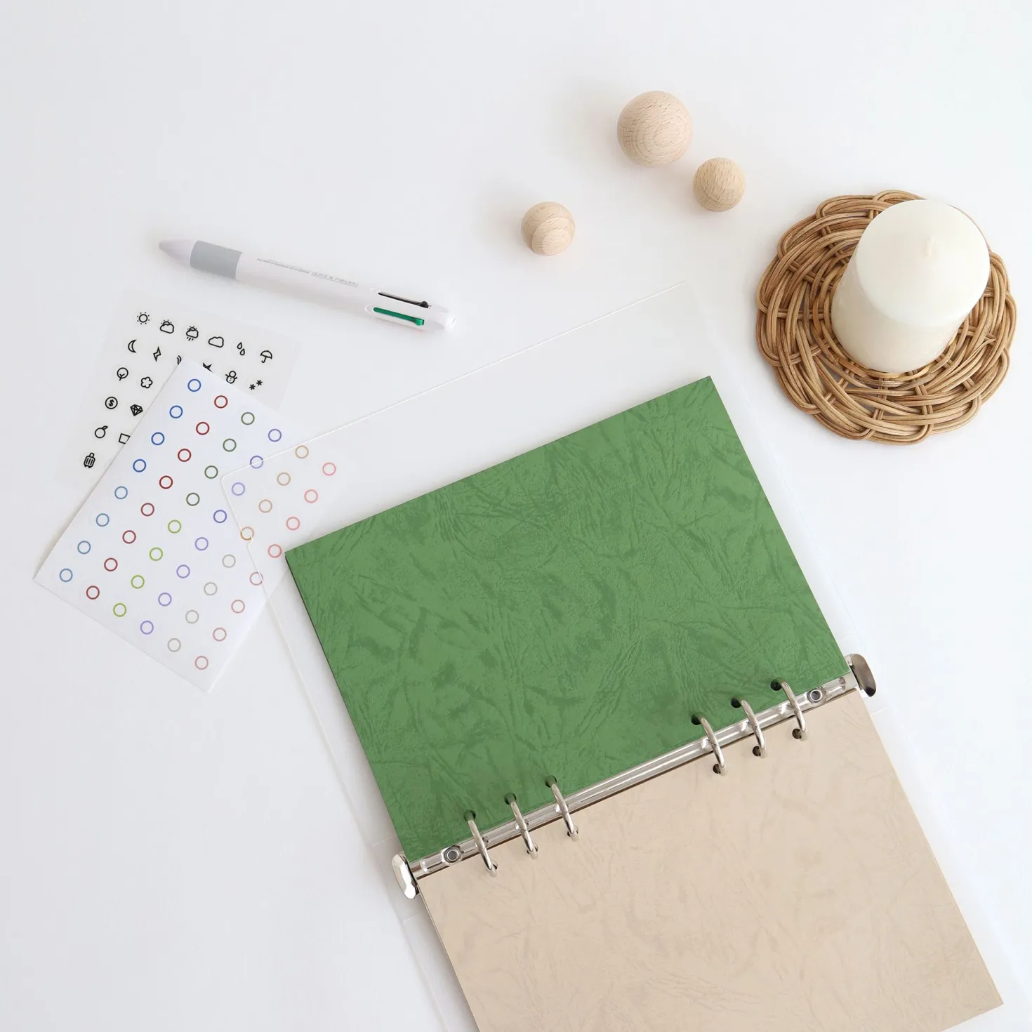 MYO Basic 6 Ring A5 Binder