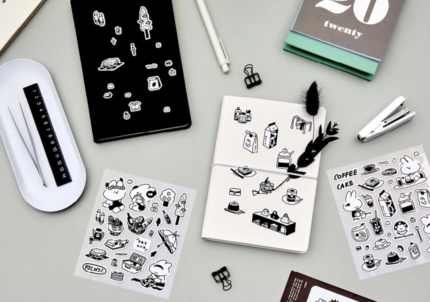 4pcs Bunny Removable Sticker Set