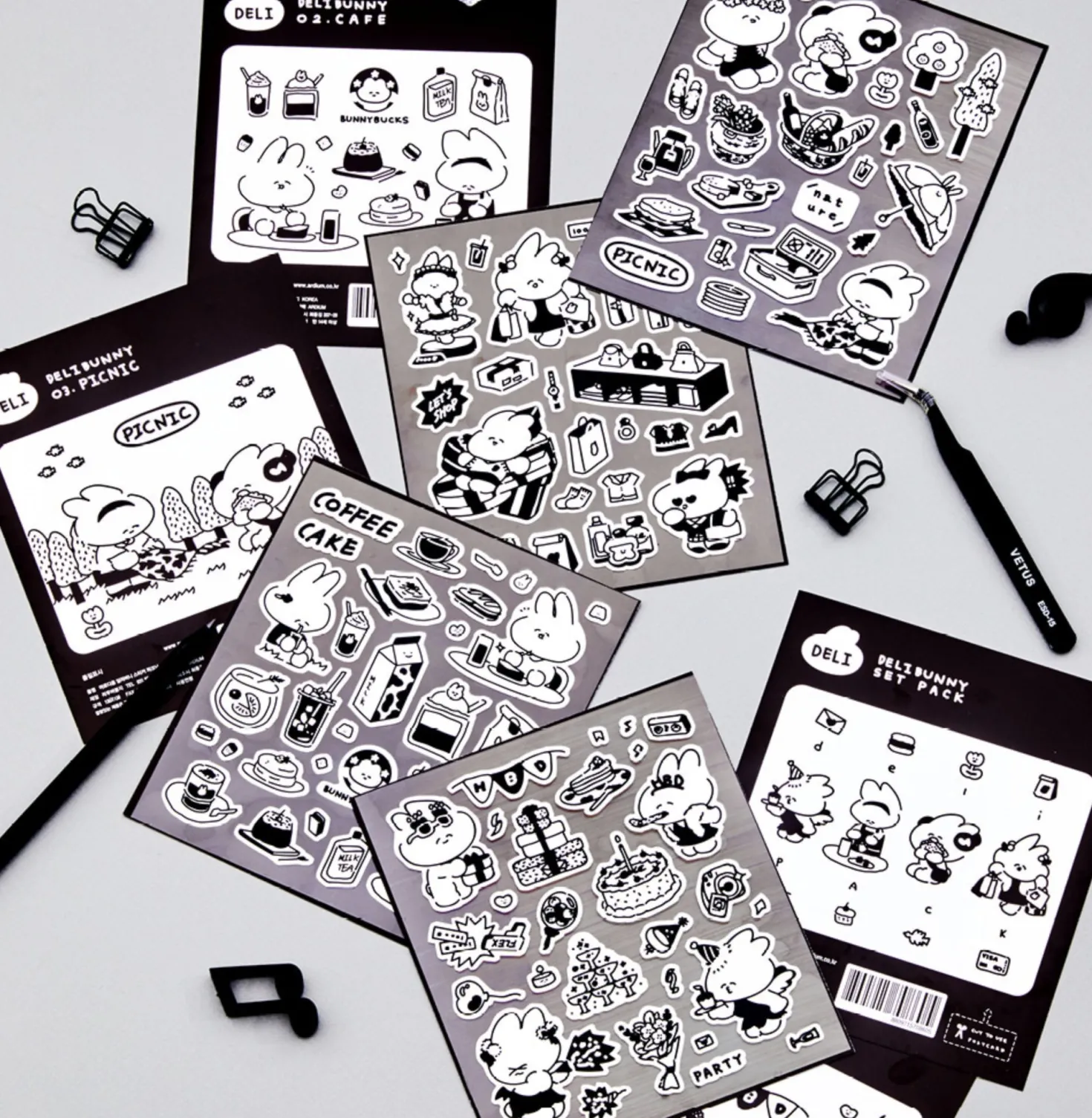 4pcs Bunny Removable Sticker Set