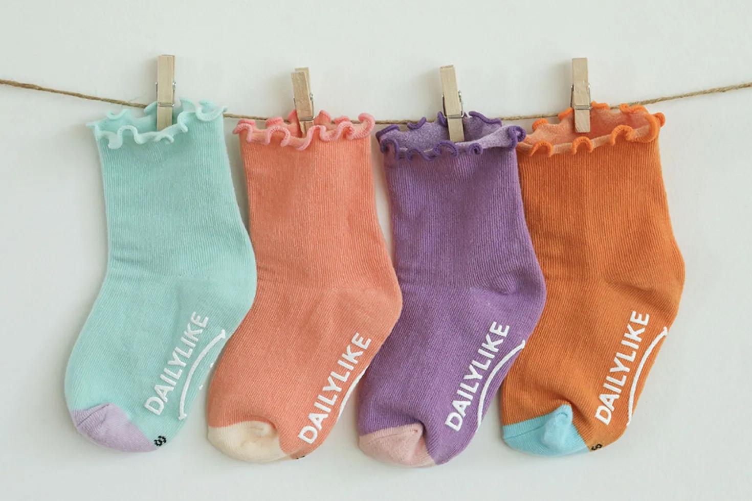 4pcs Daily Kids Crew Socks Set
