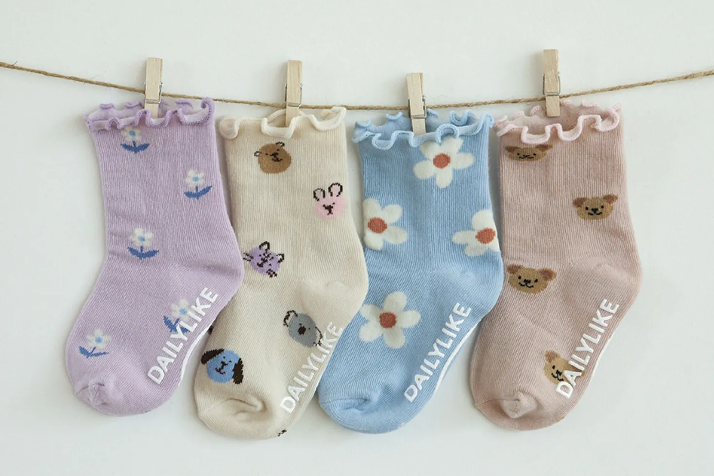 4pcs Daily Kids Crew Socks Set