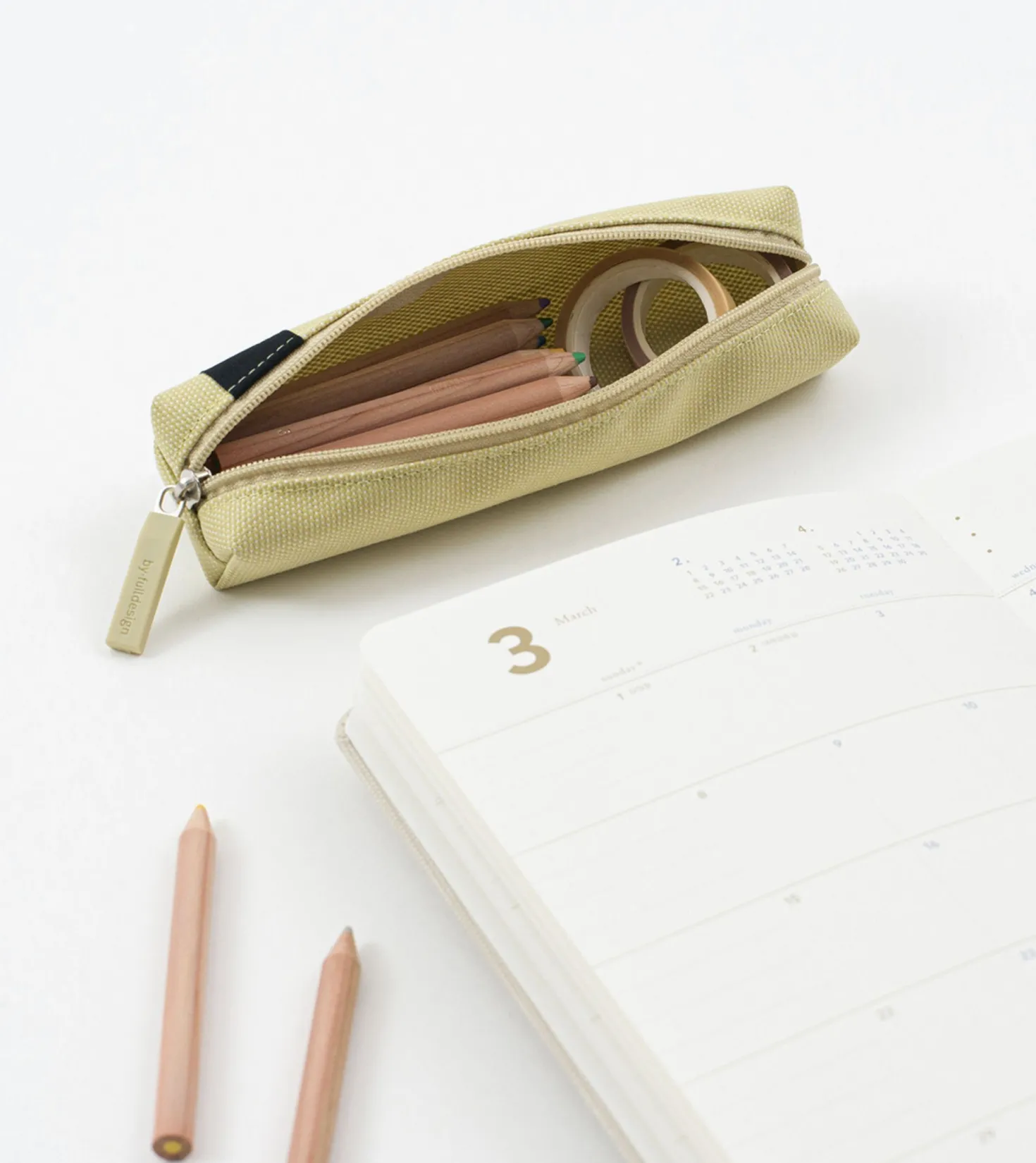 Petit Semi Single Pen Pouch v2