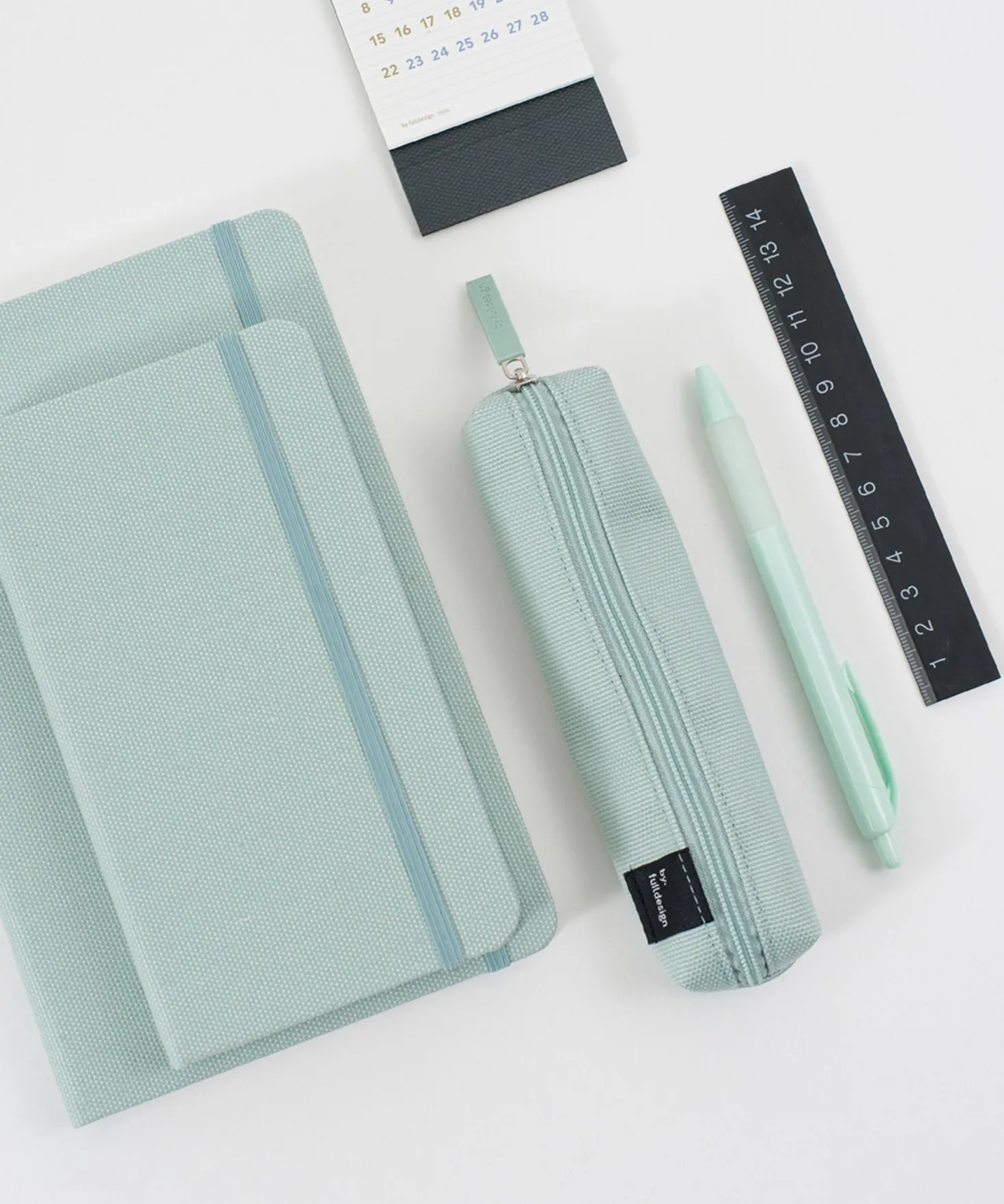 Petit Semi Single Pen Pouch v2