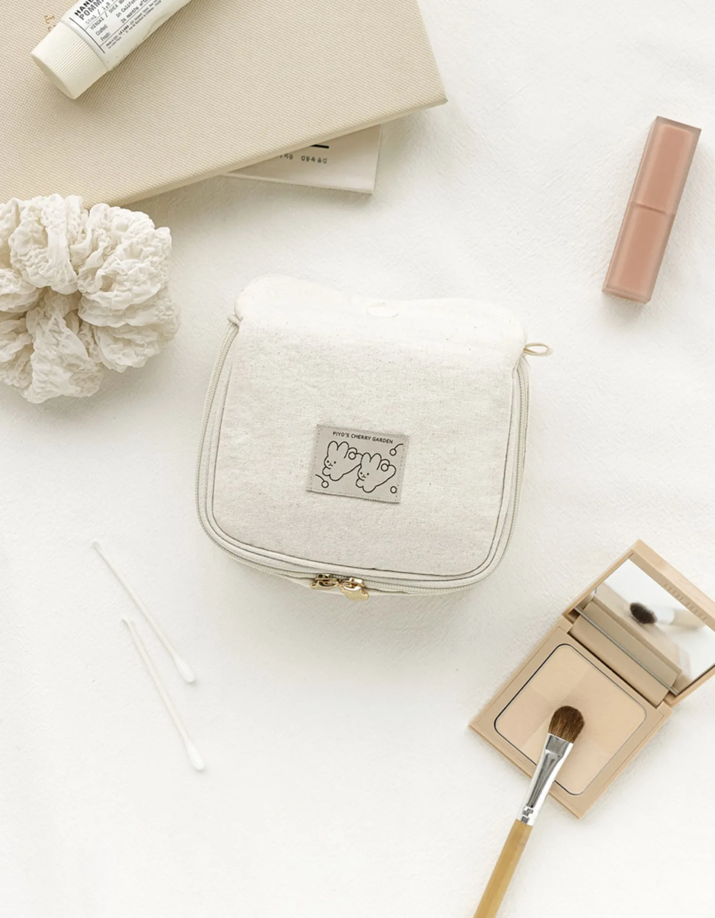 Piyo Snap Cosmetic Pouch
