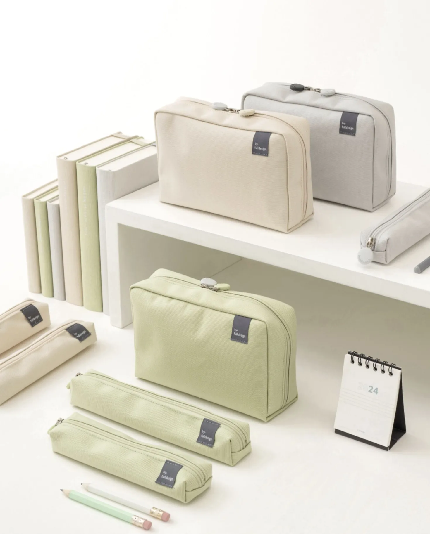 Plan B Basic Pouch v6