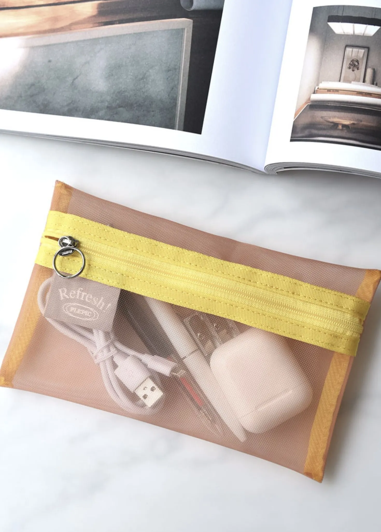 Refresh Mesh Pen Pouch