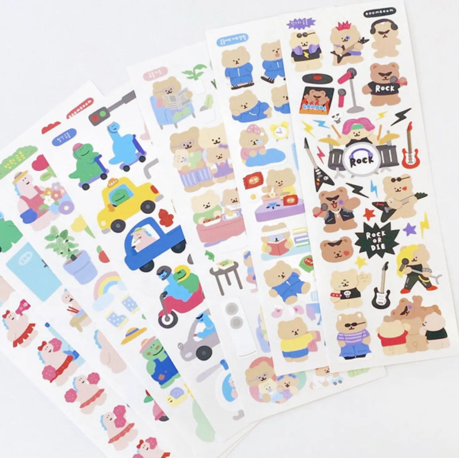 RoomRoom Bear Sticker v10
