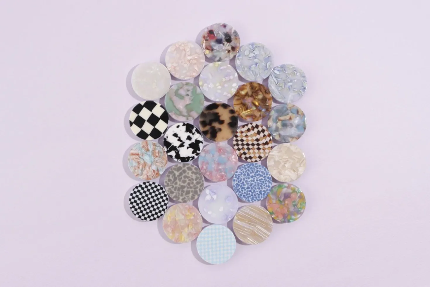 Round Shape Pattern Phone Grip