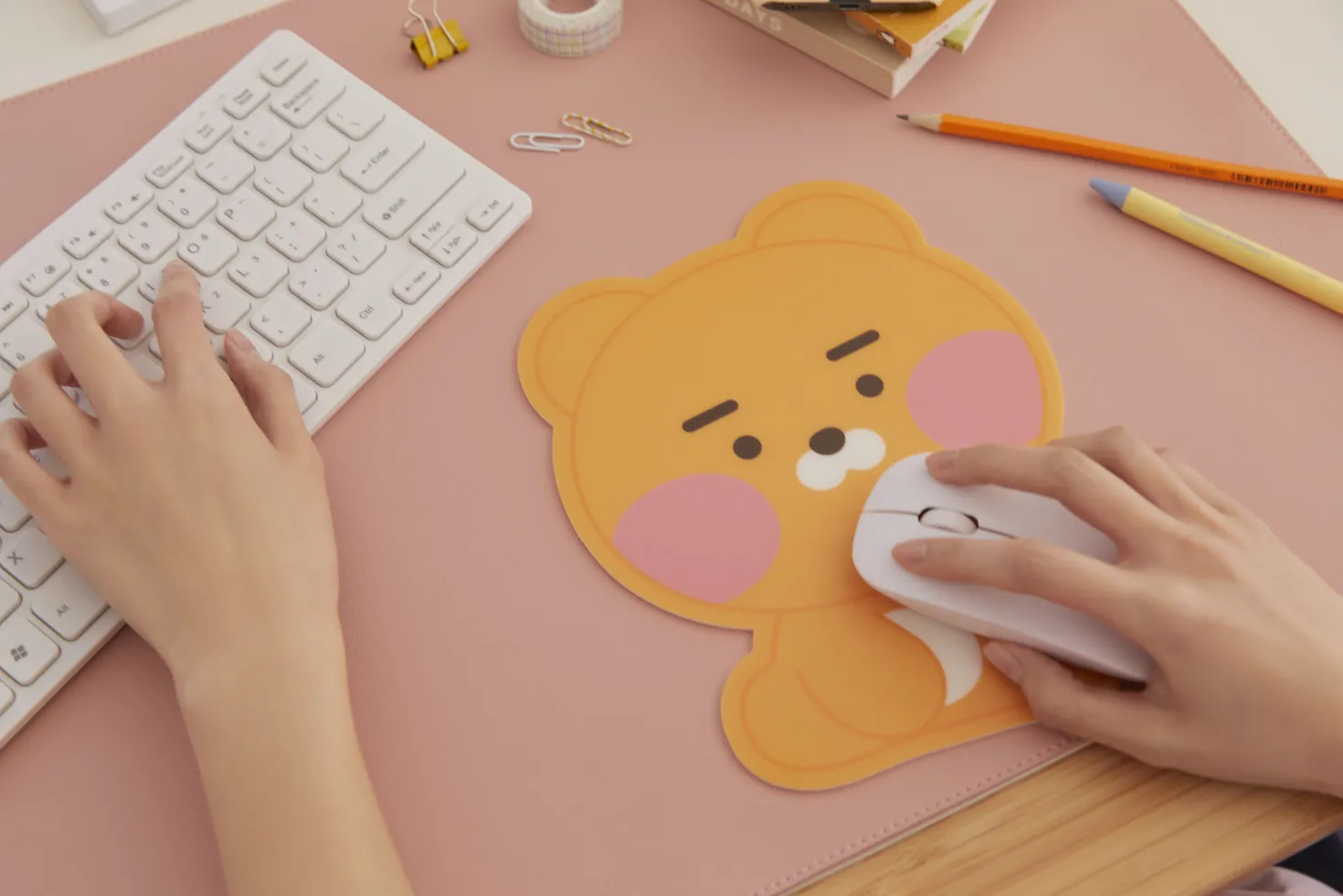 Ryan Baby Dreaming Mouse pad