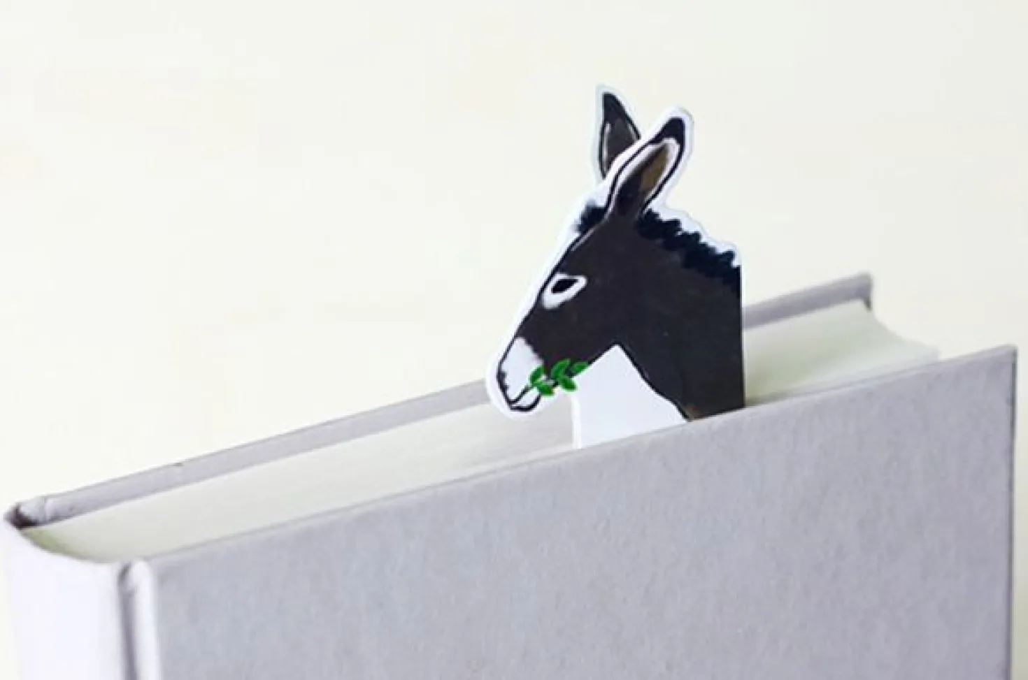Slim Bookmark Pen
