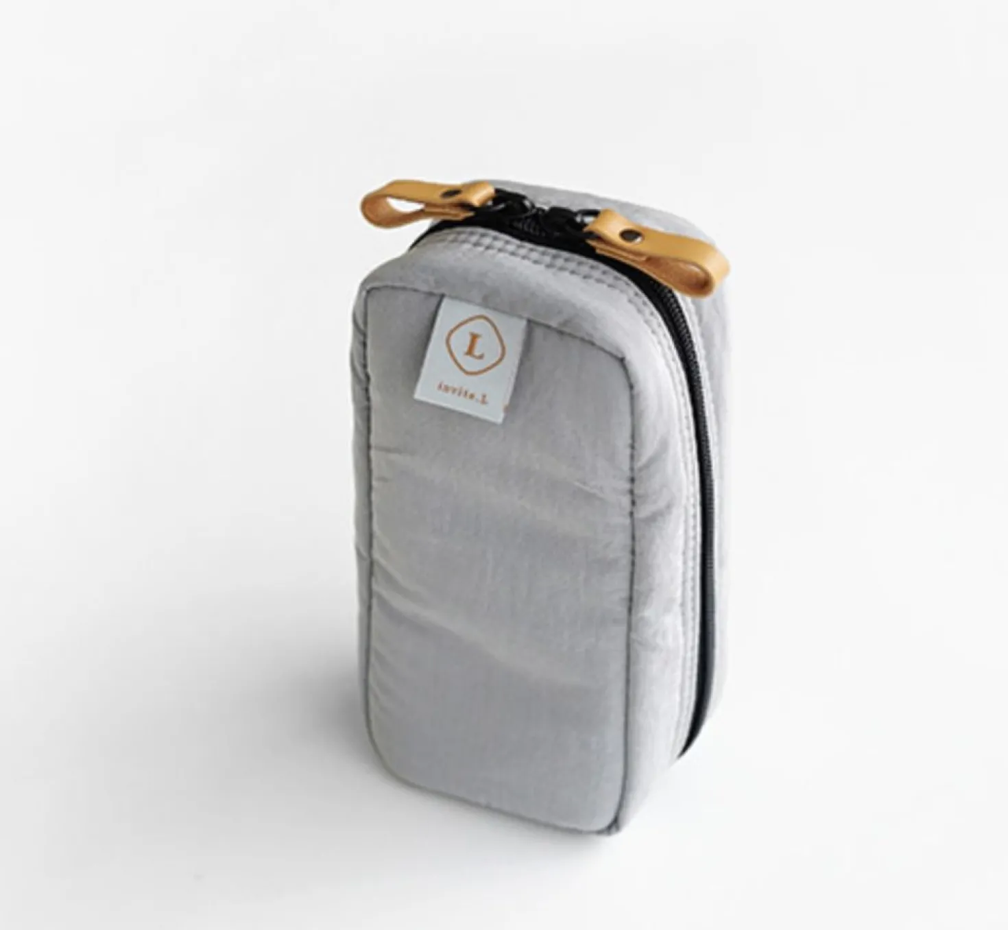Slim Standing Cosmetic Pouch