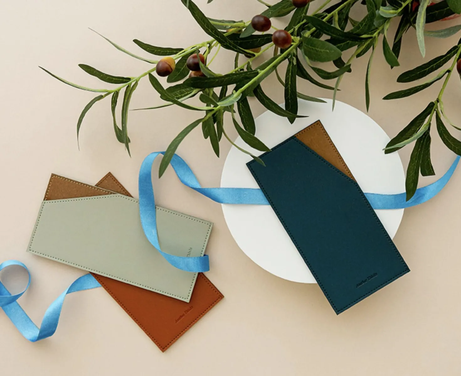 Slim Vegan Leather Bill Pocket