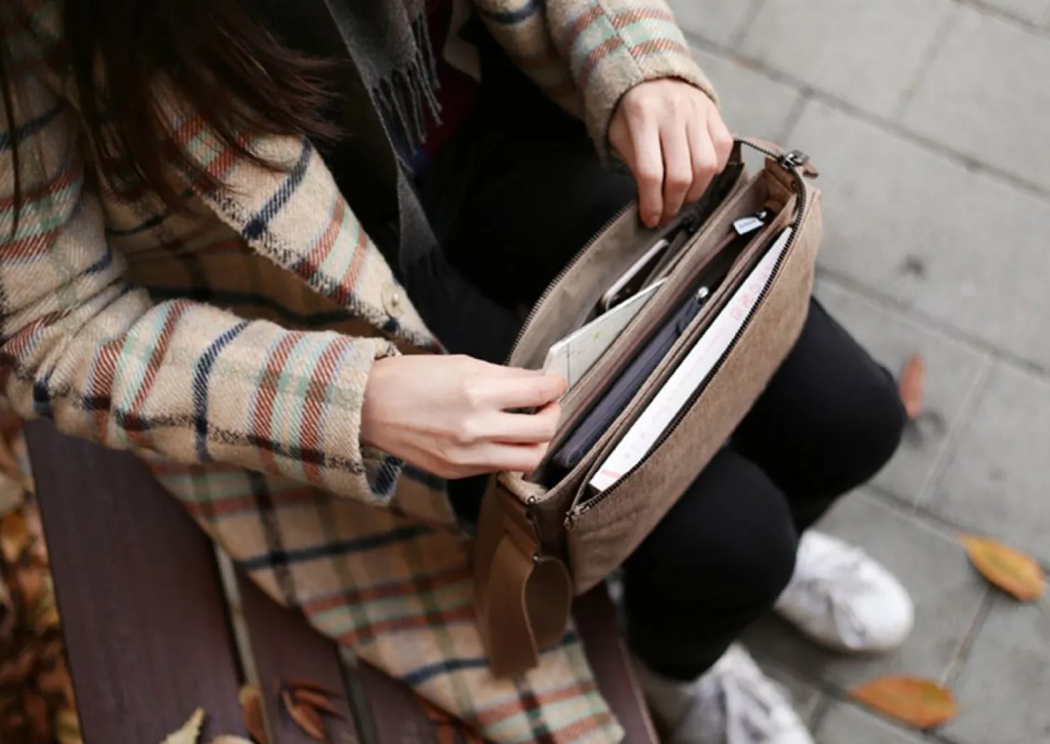 Small Plain Daily Multi Bag