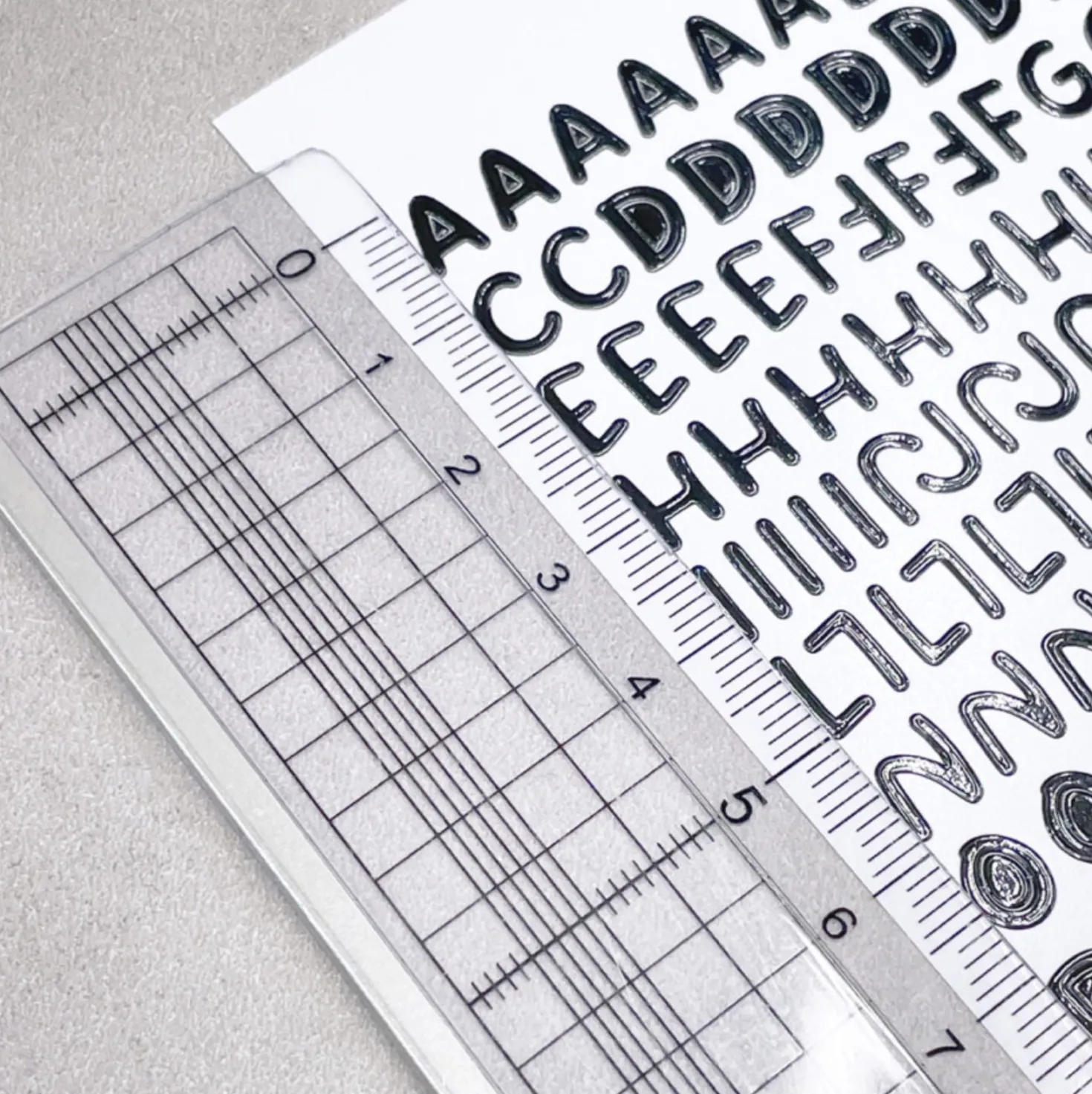 Smile Round Alphabet Slim Sticker