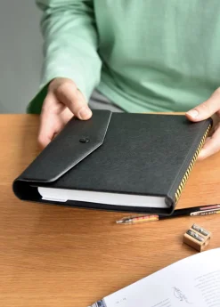 Spring Gentle Slim Fit Planner