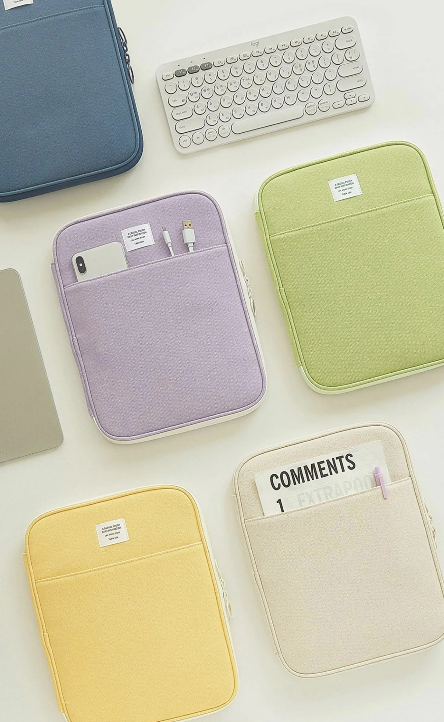 Table Talk 11 in. Pocket Laptop Pouch