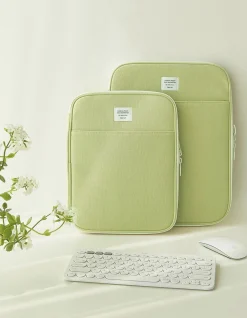 Table Talk 11 in. Pocket Laptop Pouch