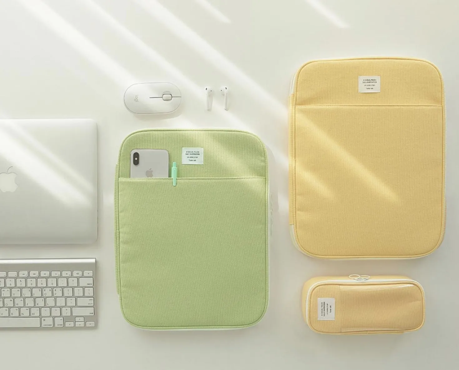 Table Talk 13 in. Pocket Laptop Pouch