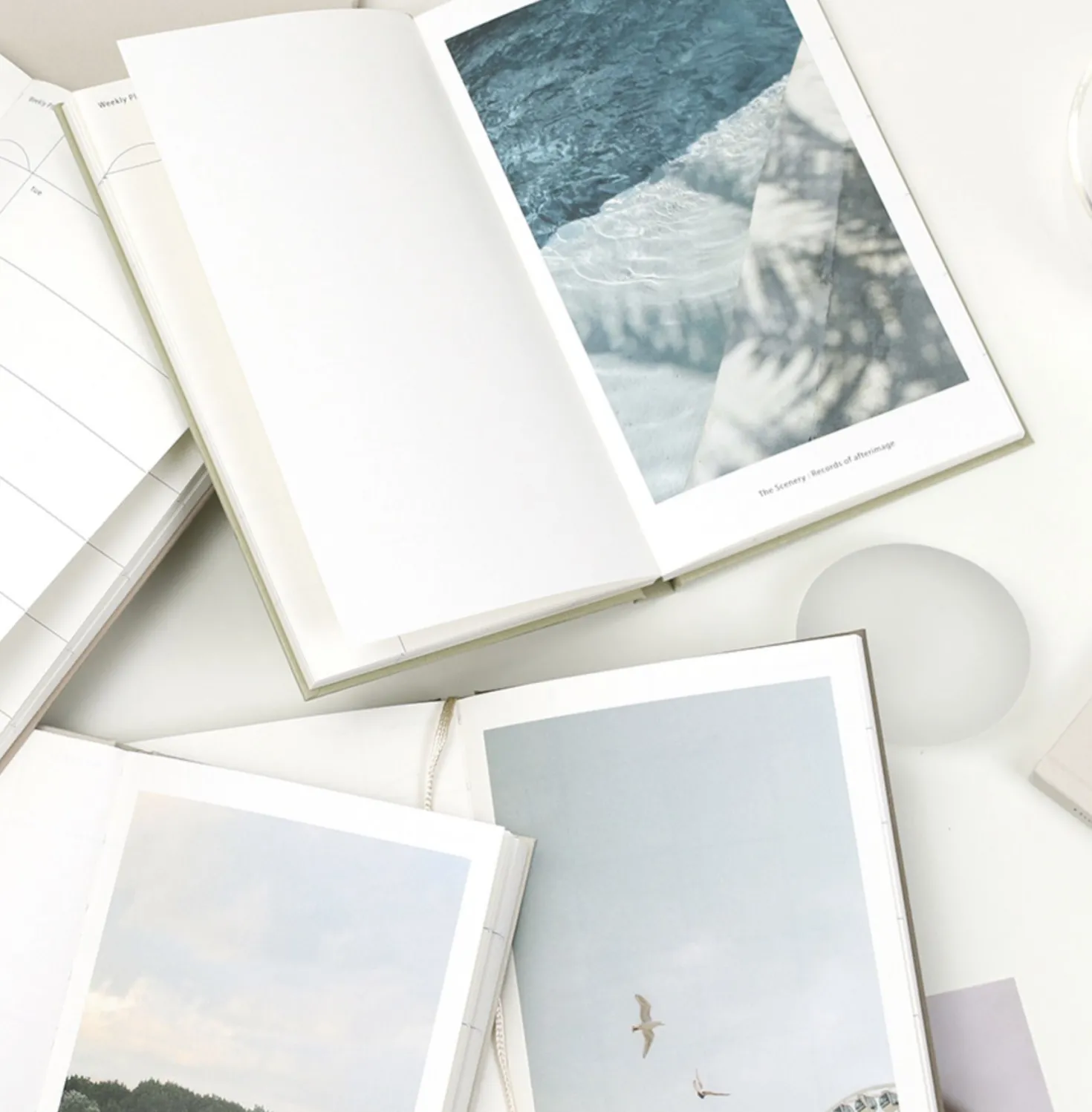 The Scenery Weekly Planner