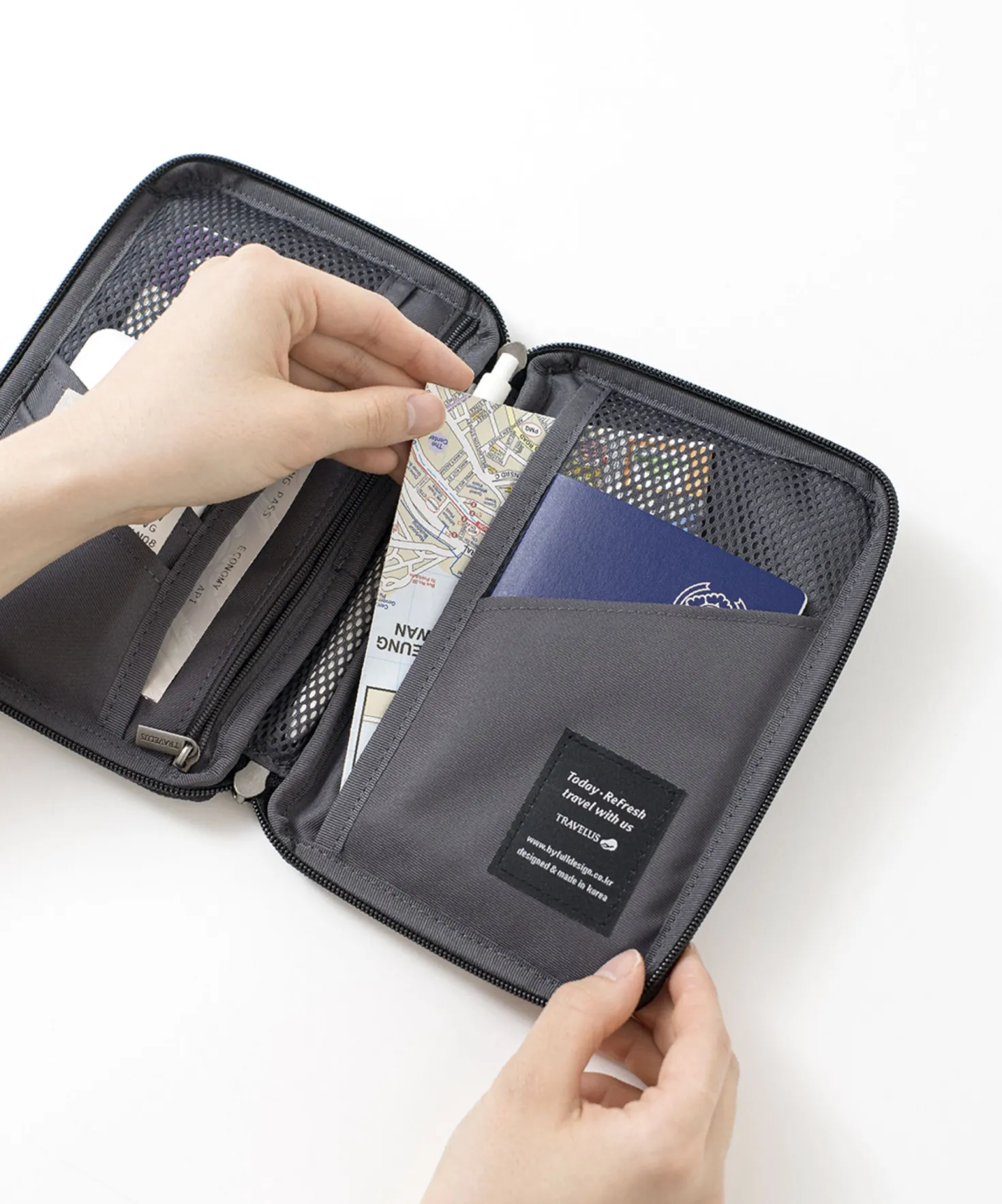 Travel Pouch v6