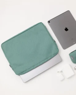 Travelus 16 in. Pouch & Screen Cloth Set