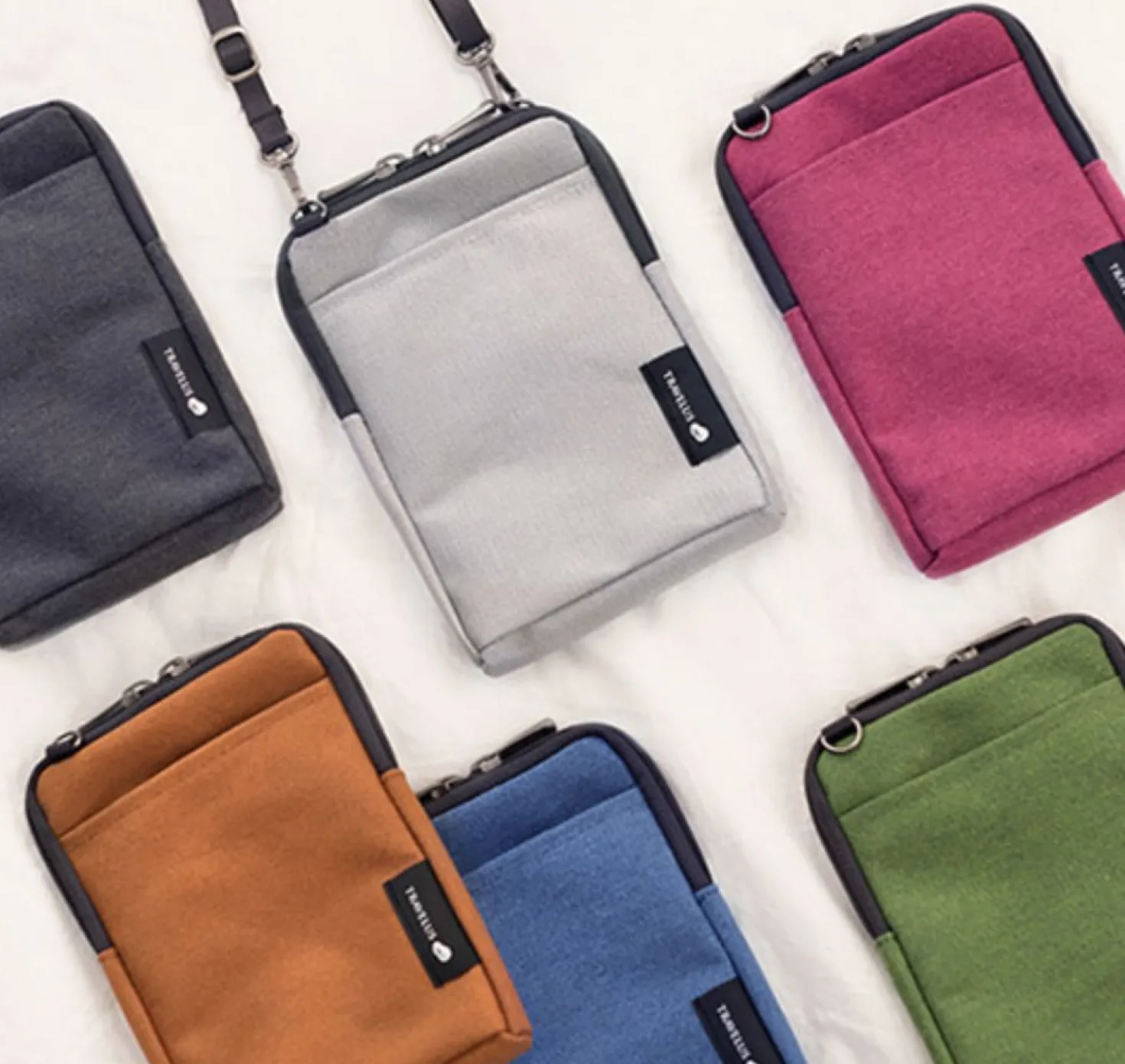 Travelus Phone Crossbody Bag