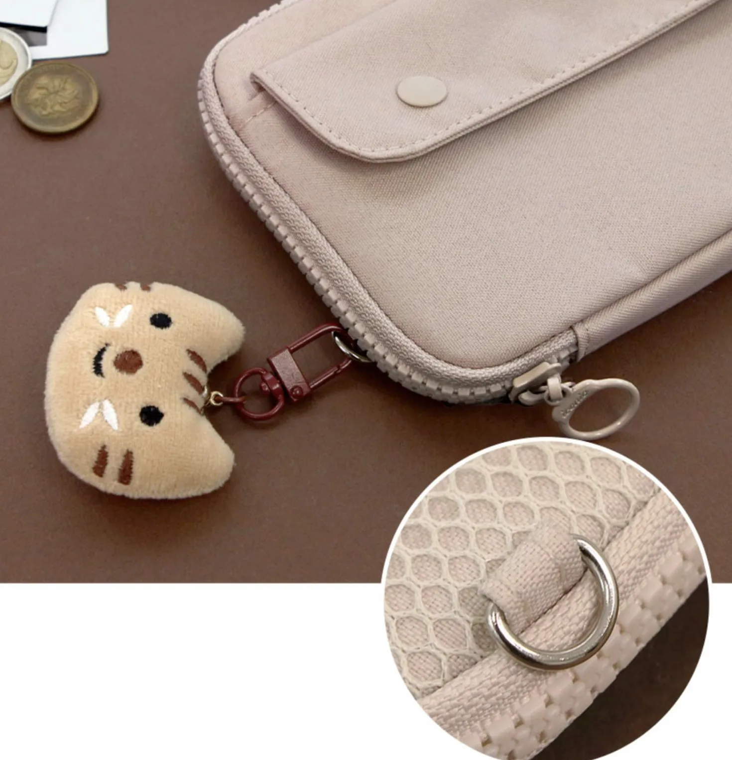 Voyager RFID-Blocking Passport Pouch