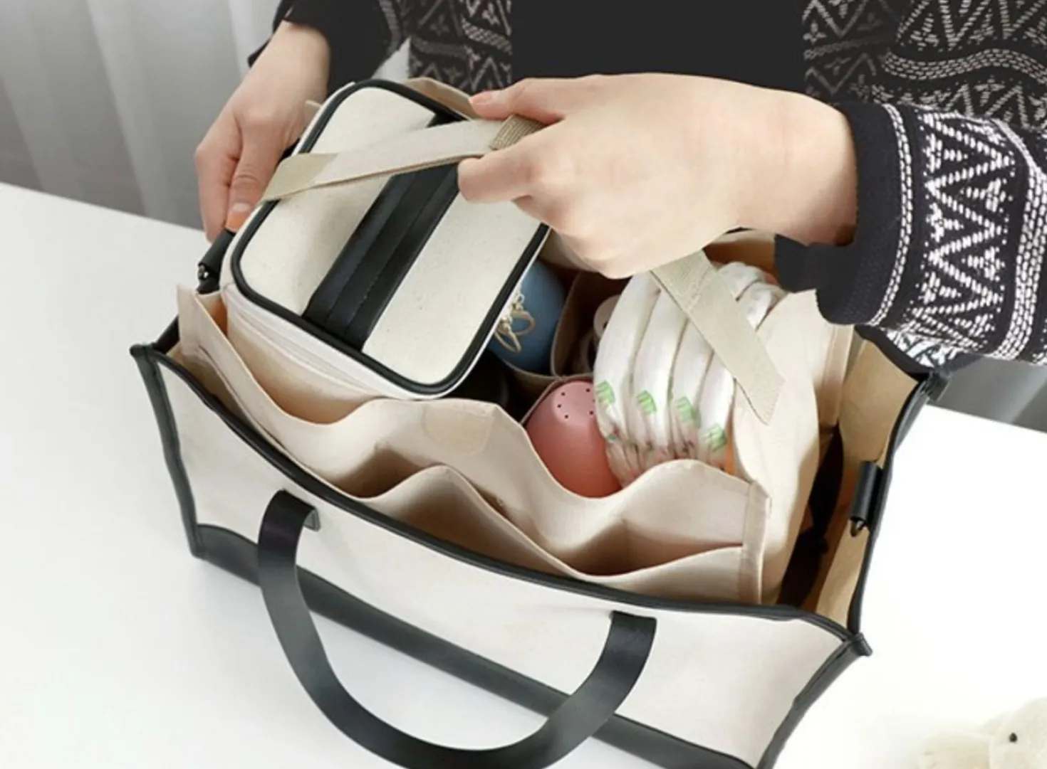 XL La Belle Shoulder Bag